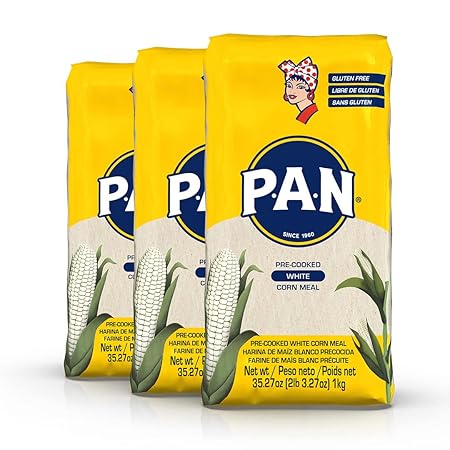 P.A.N. White Corn Meal – Pre-cooked Gluten Free and Kosher Flour for Arepas (2.2 lb/Pack of 3)